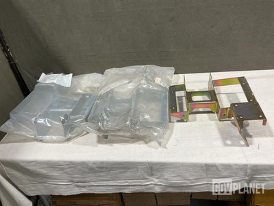 (16) General Dynamics R0074092 Vehicular Components Brackets