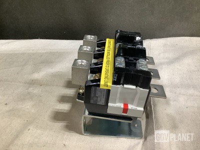 (2) Webbco 40185-802-01 Contact Set Relays