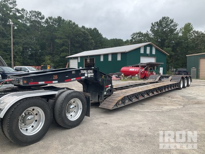 2017 Trail King TK110HDG 55 ton Tri/A Removable Gooseneck Lowboy Trailer