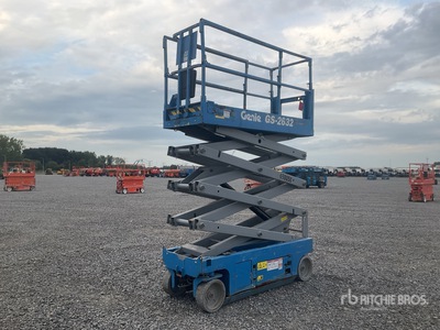 2016 Genie GS2632 Electric Scissor Lift