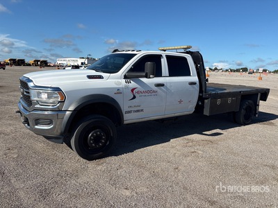2020 Ram 5500 4x4 Crew Cab Flatbed Truck