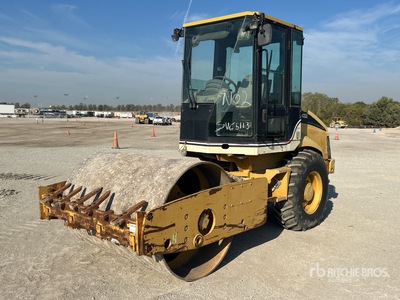 2007 Cat CS-433E Smooth Drum Compactor