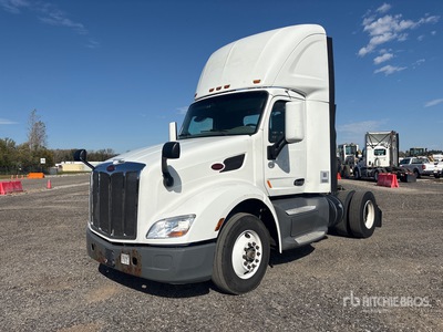 2017 Peterbilt 579 4x2 S/A Day Cab Truck Tractor
