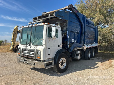 2013 Mack MRU633 10x4 Front Loader Autocarro per rifiuti