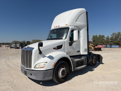 2017 Peterbilt 579 S/A Day Cab Truck Tractor