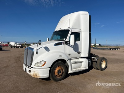 2014 Kenworth T-680 4x2 S/A Day Cab Truck Tractor