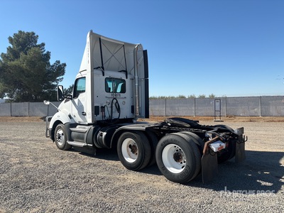 2020 Kenworth T680 6x4 T/A Day Cab Truck Tractor