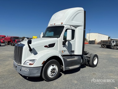2017 Peterbilt 579 4x2 S/A Day Cab Truck Tractor