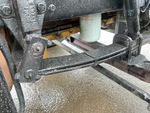 4 Underbody - Truck with Ressorts / mains de suspension