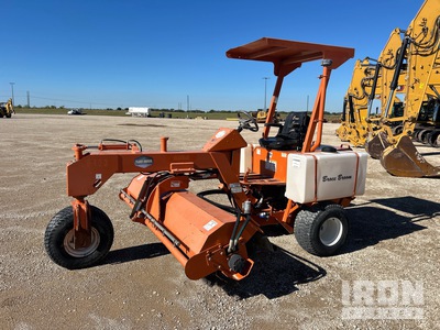 2019 Broce BB250TB Self-Propelled Broom