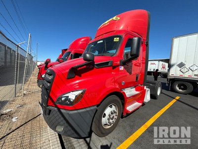 2019 Freightliner CA113 4x2 Cabeza Tractora Cabina Corta