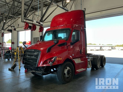 2019 Freightliner Cascadia 113 6x4 تراكتور شاحنة نهارية (ثنائية المحور)