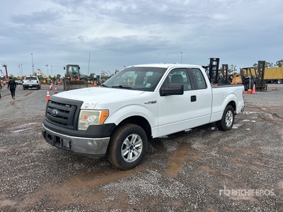 Ford F-150 XL 4x2 Extended Cab Pickup