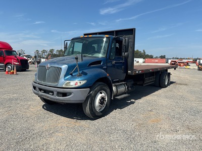 2013 International 4300 4x2 Flatbed Truck