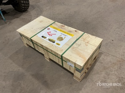 Quantity of (5) 2026 EMC LB9200 9200 lb Ratchet Binders and (10) G70 3/8 in x 20 ft Transport Chains (Unused)