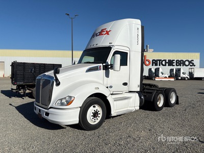2015 Kenworth T680 6x4 Day Cab Prime Mover