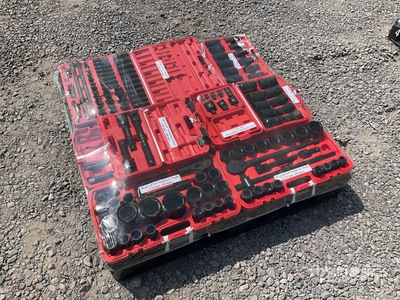 Quantity of (7) 2026 SSASET Lote de Dados y Adaptadores (Sin Usar) / Socket Set and Socket Adaptor Set (Unused)