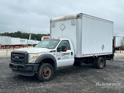 2016 Ford F-450 4x2 Van Truck