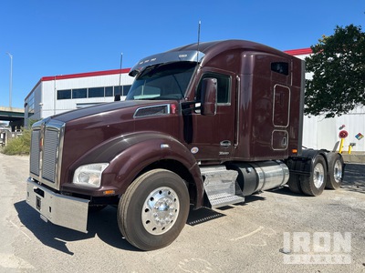 2022 Kenworth T880 6x4 T/A Sleeper Truck Tractor