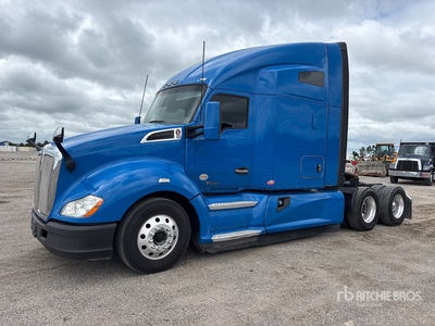 2018 Kenworth T680 6x4 Cabeza Tractora Cabina Dormitorio