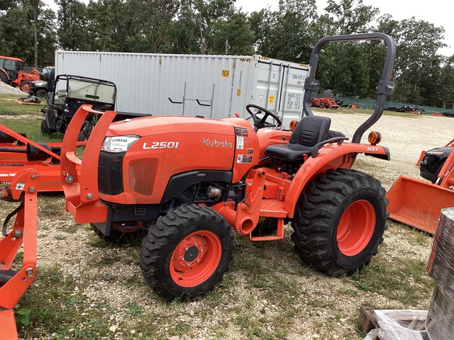 2021 Kubota L2501HST 4WD Utility Tractor (Inoperable)