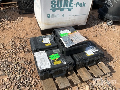 (5) Storage Cases