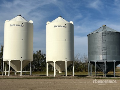 2012 Meridian GrainMax GM4000 +/- 4000 bu Smooth Wall Hopper Pojemnik na ziarno