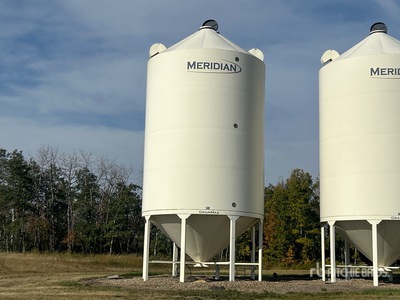 Meridian GrainMax GM4000 +/- 4000 bu Smooth Wall Hopper Pojemnik na ziarno
