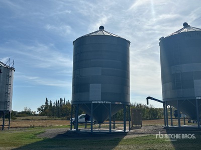Westeel Rosco +/- 6000 bu 8 Ring Trémie à grains