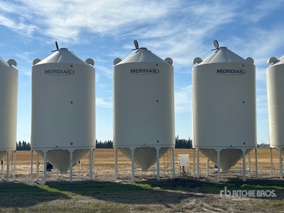 2010 Meridian GrainMax GM4000 +/- 4000 bu Smooth Wall Hopper Pojemnik na ziarno