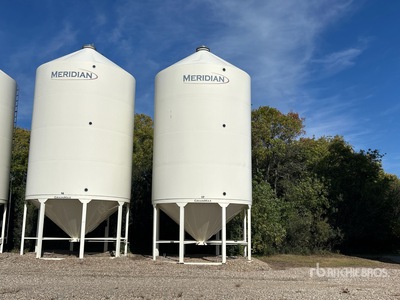 2011 Meridian GrainMax GM4000 +/- 4000 bu Smooth Wall Hopper Trémie à grains