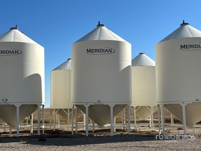 2009 Meridian GrainMax GM3000 +/- 3200 bu Smooth Wall Hopper Trémie à grains