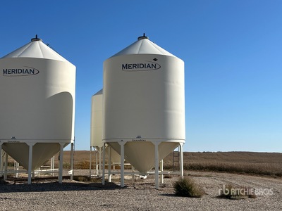 2009 Meridian GrainMax GM3000 +/- 3200 bu Smooth Wall Hopper Trémie à grains