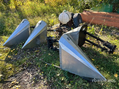 Quantity of (4) Tridekon Gewasverdelers - Fits John Deere 4830