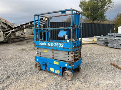 2011 Genie GS1932 Electric Scissor Lift