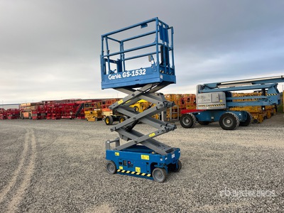 2016 Genie GS-1532 Electric Scissor Lift