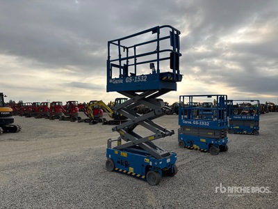 2016 Genie GS-1532 Scissor Lift