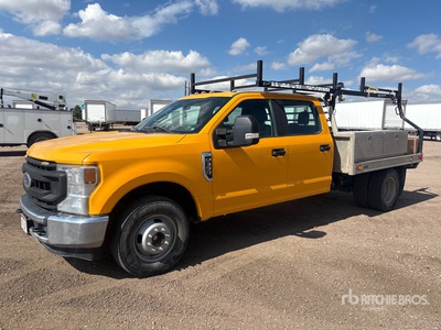 2020 Ford F-350 XL 4x2 Crew Cab Flatbed Truck