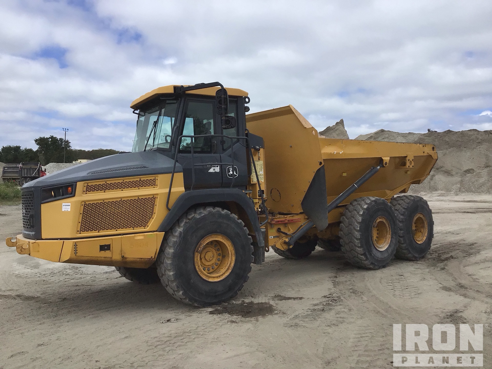 2017 John Deere 260E Articulated Dump Truck