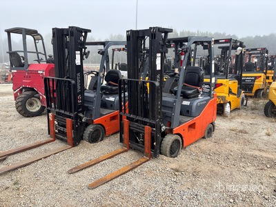 2021 Toyota 8FGCU15 2500 lb Pneumatic Tire Carretilla Elevadora
