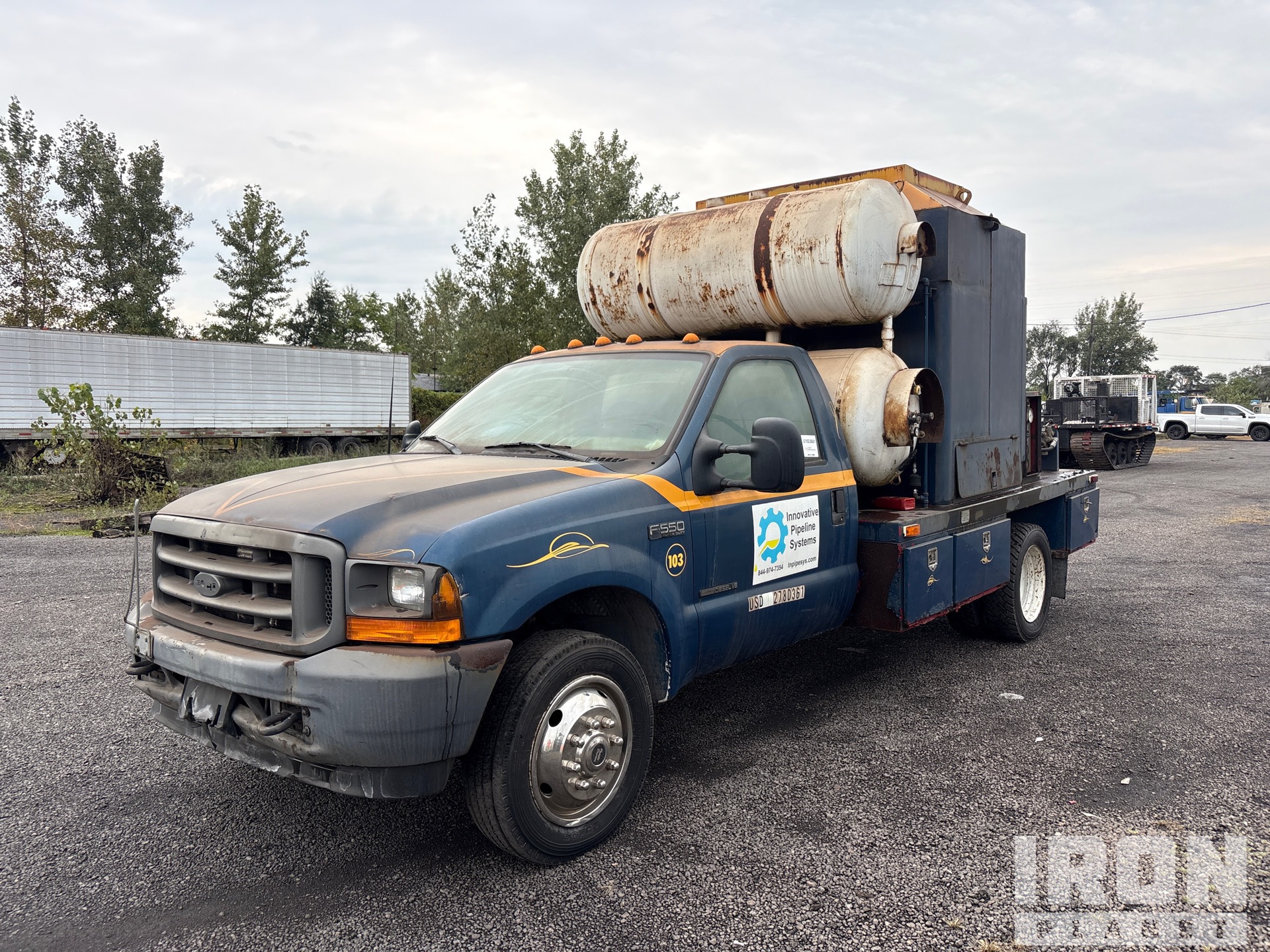 2001 Ford F-550 XL 4x2 - Boiler Pump Truck - شاحنة غلاية