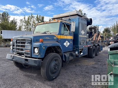 1987 International 6x2 شاحنة غلاية