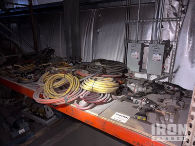 Lot of hydraulic Drills and chain チェーンソー