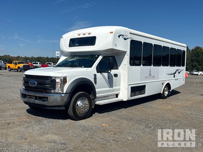 2019 Ford F-550 4x2 33-Seat Transit Bus