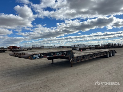2014 Matrixx 53 ft Tri/A Folding Neck Trailer