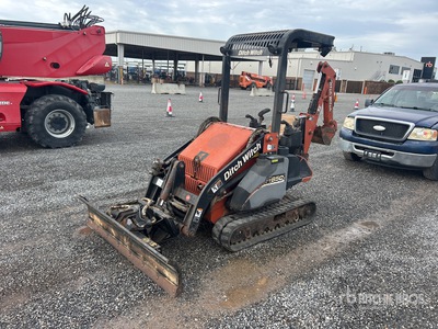 2004 Ditch Witch XT850 Tracked Backhoe Loader