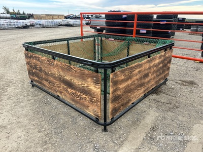 7 ft x 7 ft x 3 ft Slow Veevoeder