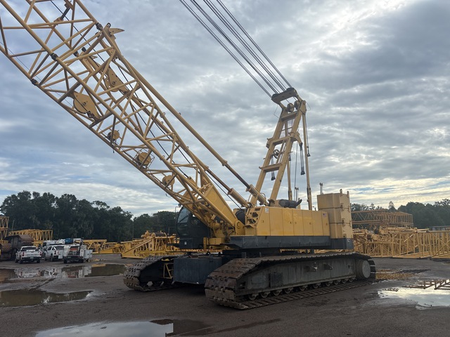 Kobelco CK2000 295000 lb Lattice-Boom Crawler Crane