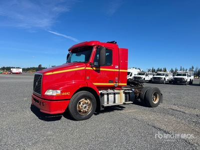 2015 Volvo VNM 4x2 S/A Day Cab Truck Tractor