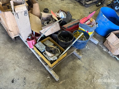 Quantity of Caterpillar Parts Pièces divers